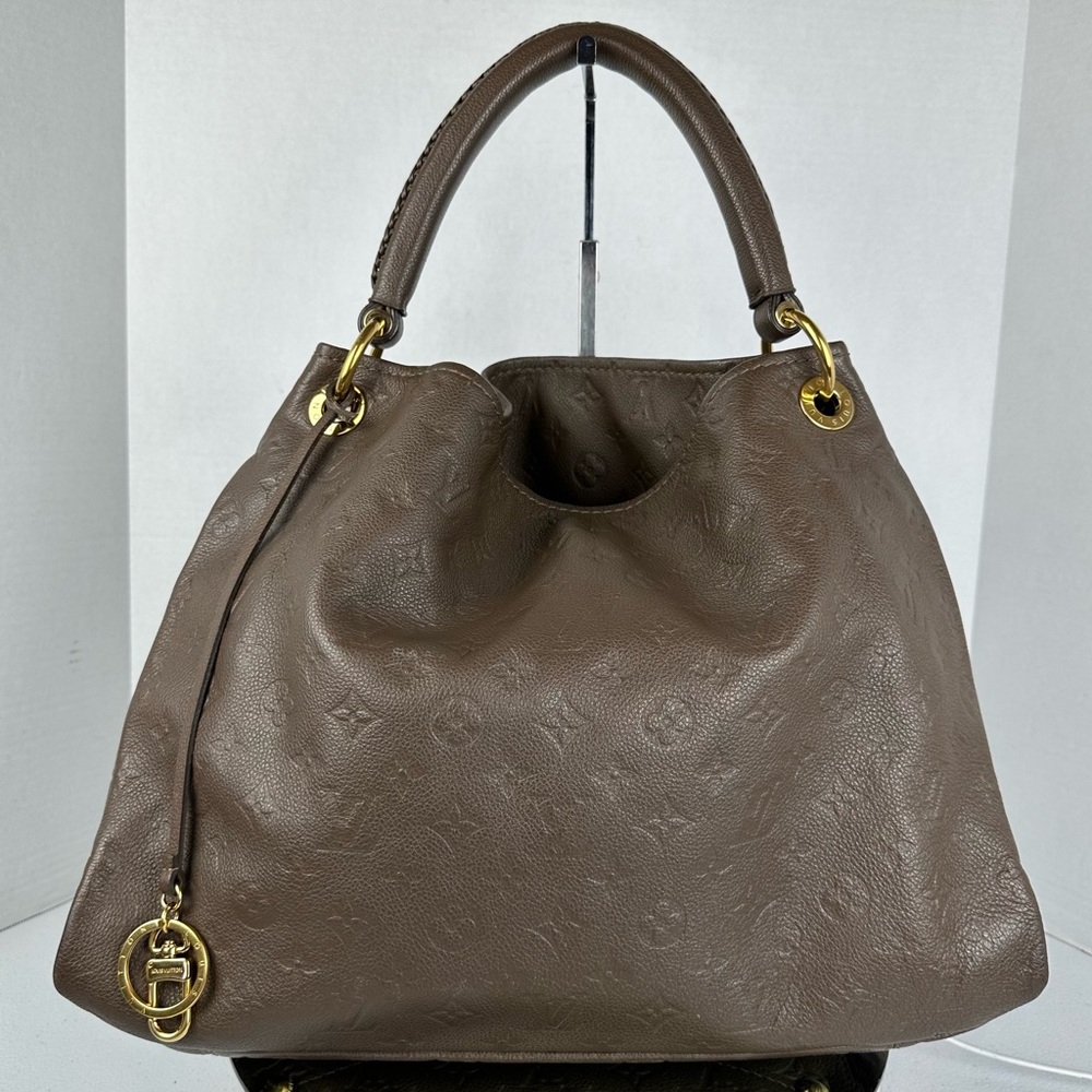 Louis Vuitton Artsy MM Monogram Empreinte Shoulder Bag - Picture 3 of 15